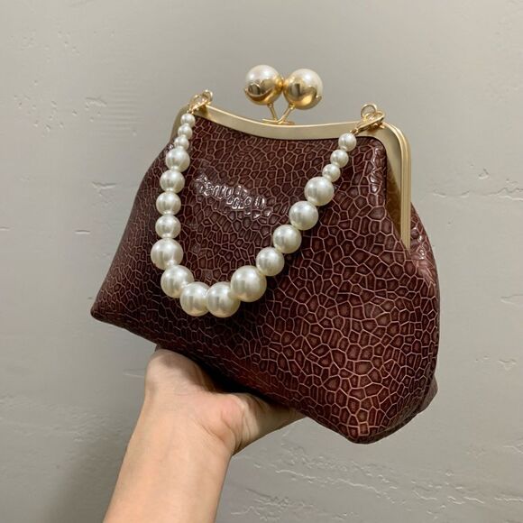 Brown Handmade Embossed Cowhide, Big Pearl Kisslock Clutch/Wristlet/Crossbody - Picture 10 of 15